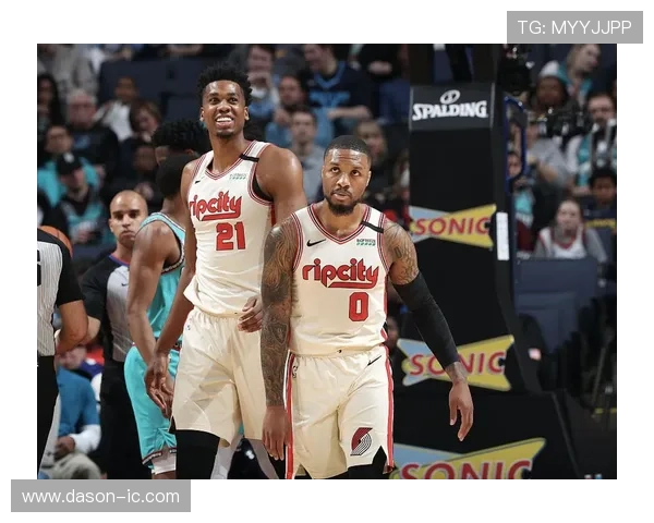 利拉德带伤冲三冠申京递补正赛