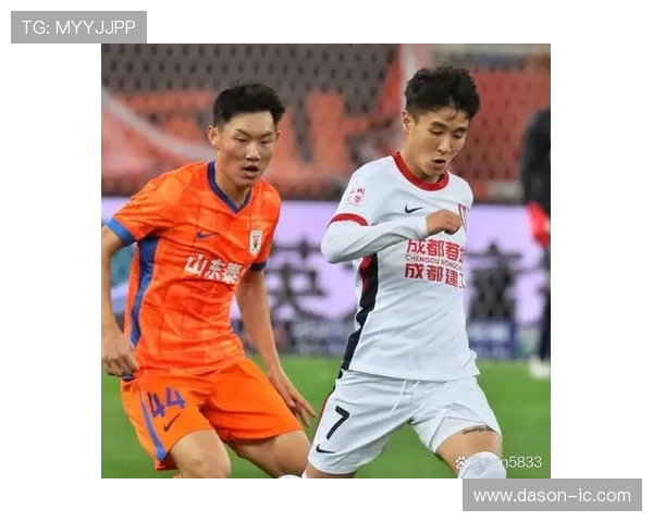 蓉城领跑中超三强争冠泰山成搅局者